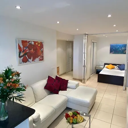 Nogalera, - R9999 Torremolinos